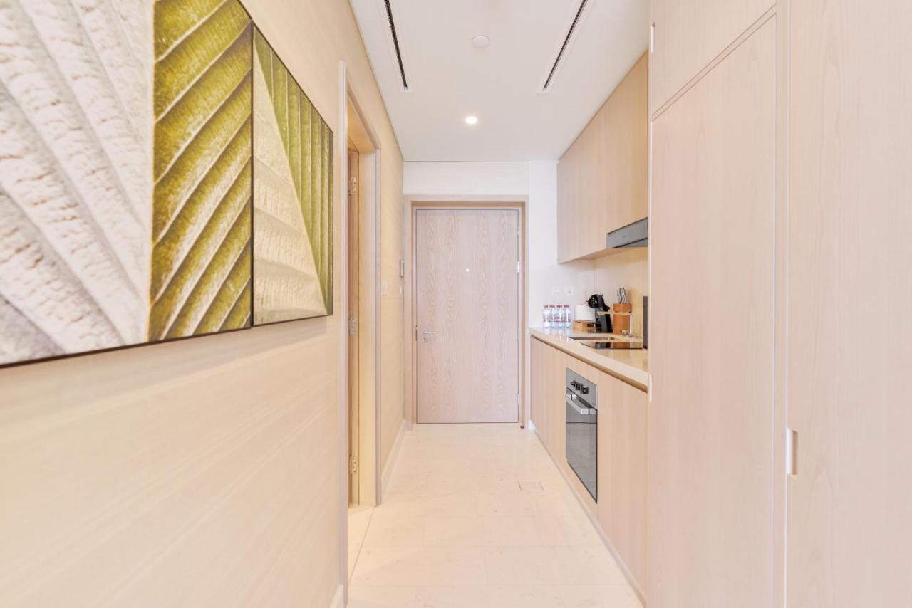 Ultra Luxury Palm Tower With Shared Hotel Facilities Dubai Exterior foto